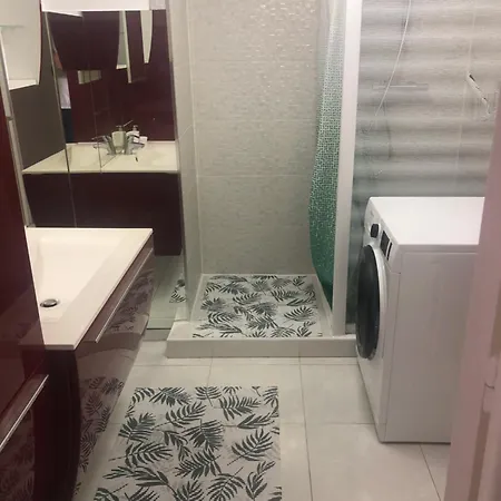 Studio Les Pins Apartman